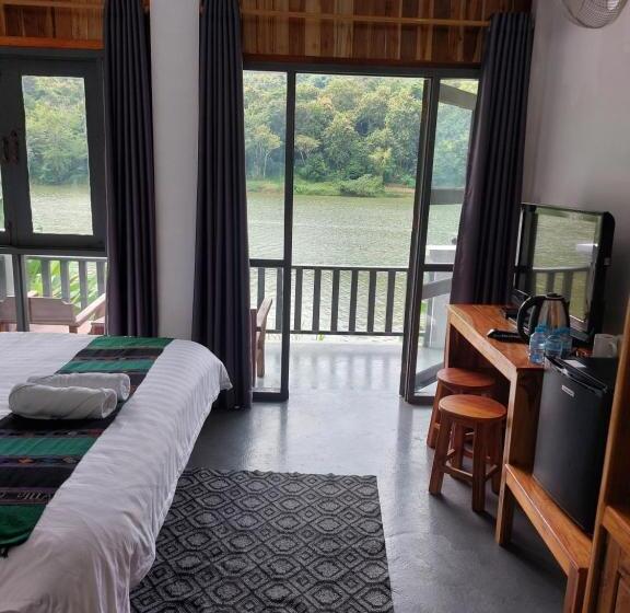 レイクビュースタンダードルーム, Nam Ou View Villa