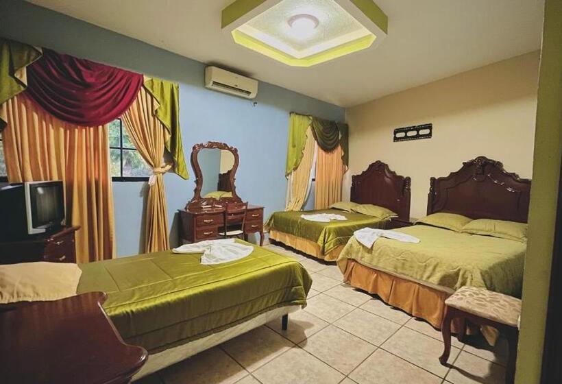 اتاق استاندارد سه نفره, Cuna Maya B Y B