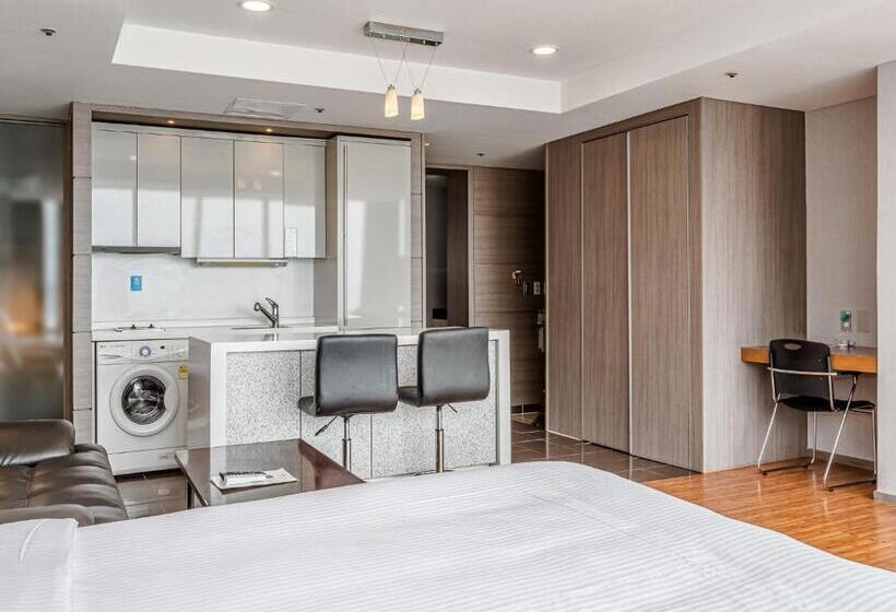 سوییت با چشمانداز دریا, Haeundae Seacloud Hotel Residence