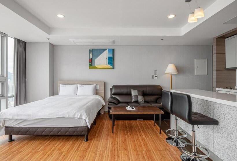 سوییت با چشمانداز دریا, Haeundae Seacloud Hotel Residence