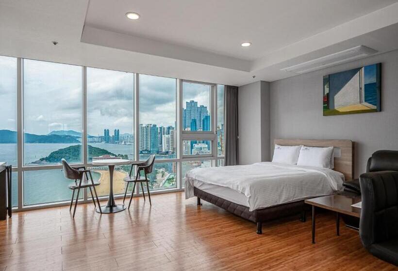 سوییت با چشمانداز دریا, Haeundae Seacloud Hotel Residence