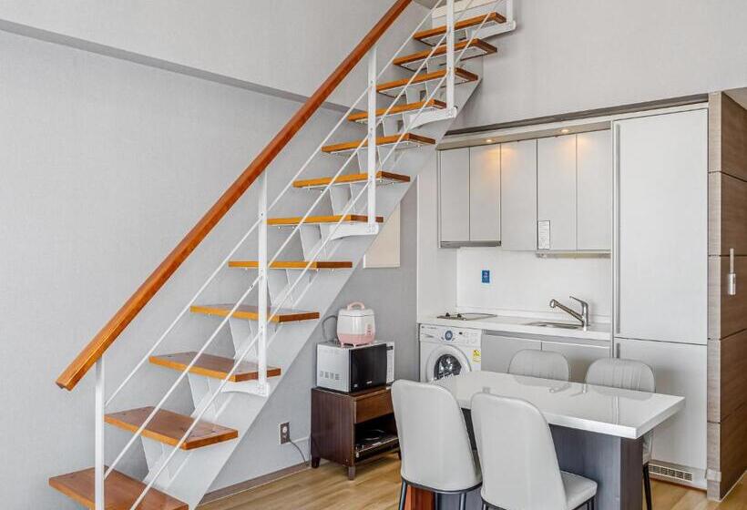 استودیوی لوکس, Haeundae Seacloud Hotel Residence