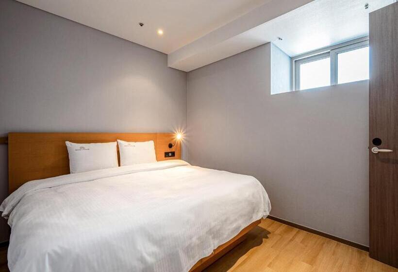 استودیوی لوکس, Haeundae Seacloud Hotel Residence