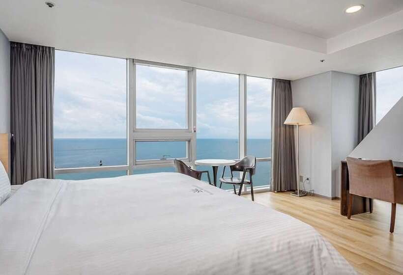 سوییت جونیور با چشمانداز دریا, Haeundae Seacloud Hotel Residence