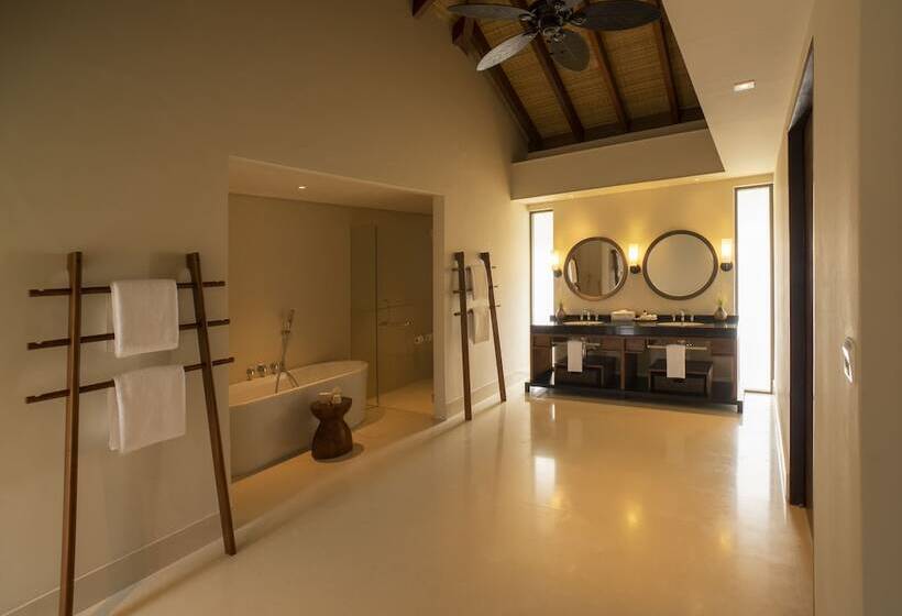 ویلای یک اتاق خوابه با استخر شنا, The Residence Maldives At Dhigurah