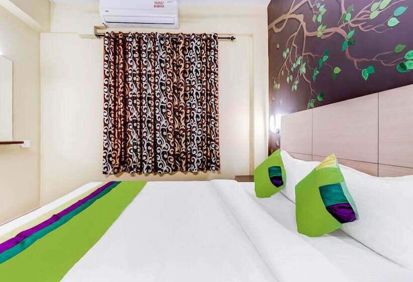 Номер Deluxe, Treebo Petals Suites