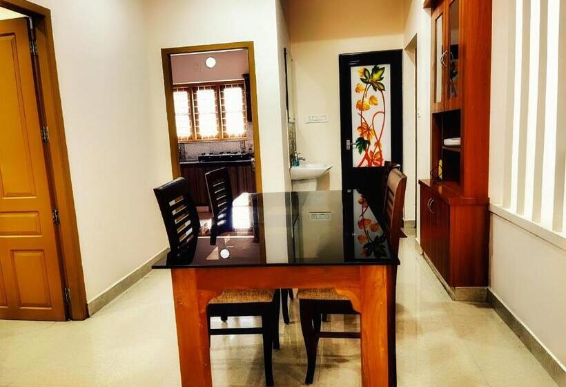 Вилла 3 Спальни, Thrissur Villas Home Stay