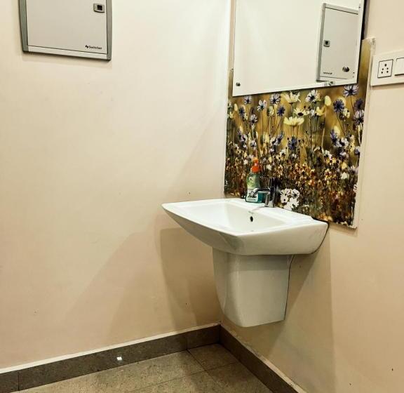 デラックスルーム, Thrissur Villas Home Stay