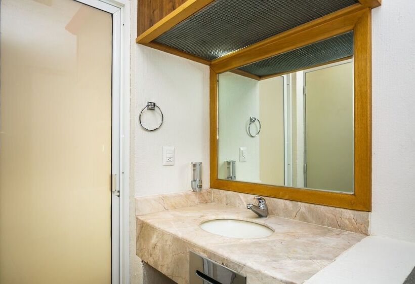 Quarto Deluxe, Capital O Hotel Casa Blanca, Morelia