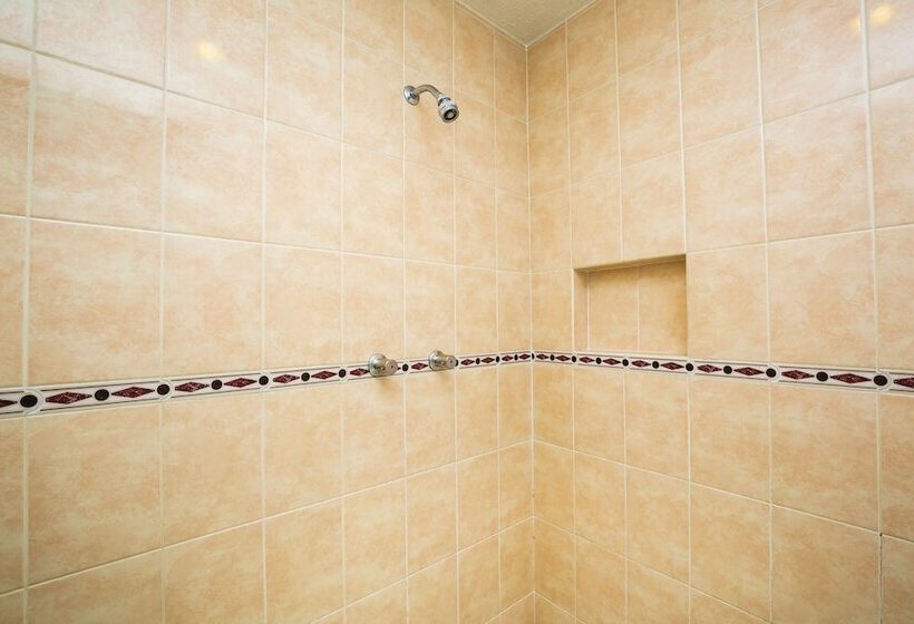 디럭스 룸, Capital O Hotel Casa Blanca, Morelia