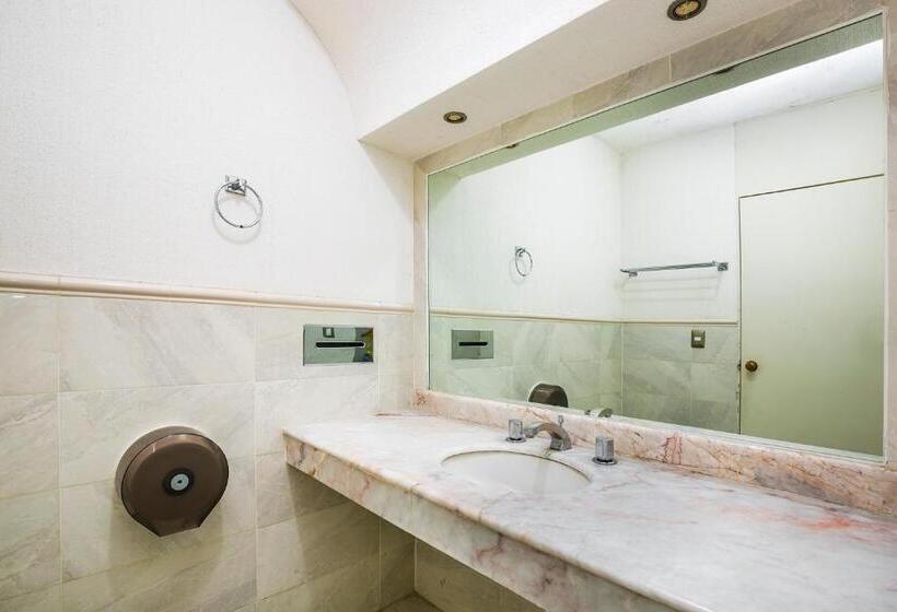 스탠다드 룸, Capital O Hotel Casa Blanca, Morelia