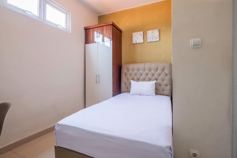 Standard Room, Koolkost Near Stikes Cirebon
