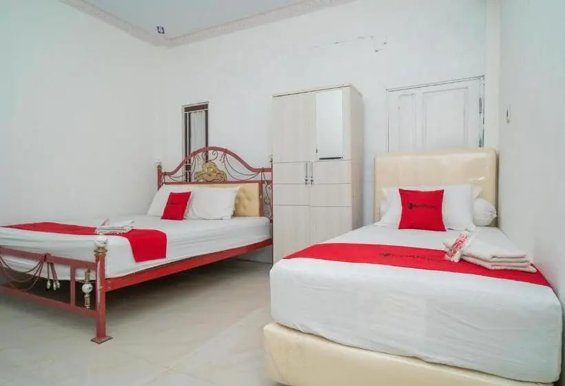 デラックスファミリールーム, Reddoorz Syariah Near Jalan A Yani Km 8 Citraland