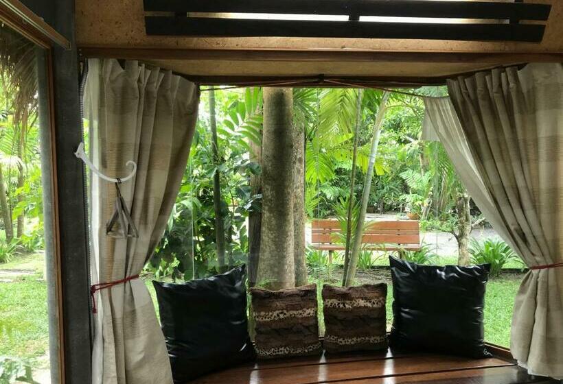 디럭스 방갈로, Cafe @luv22