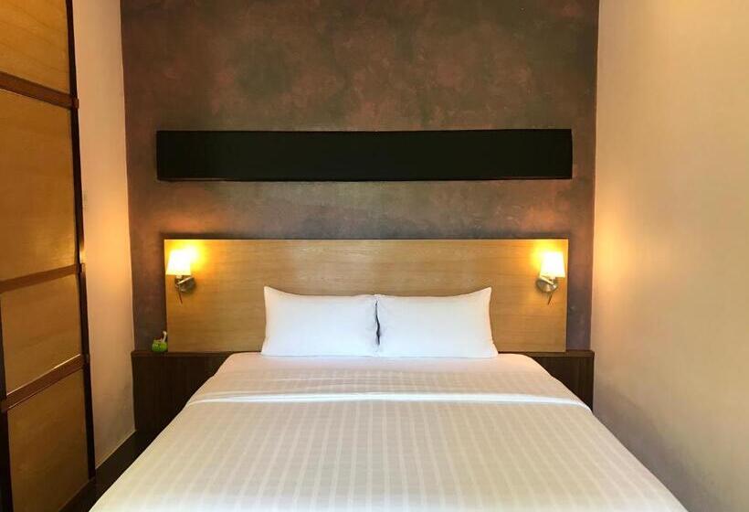 디럭스 방갈로, Cafe @luv22