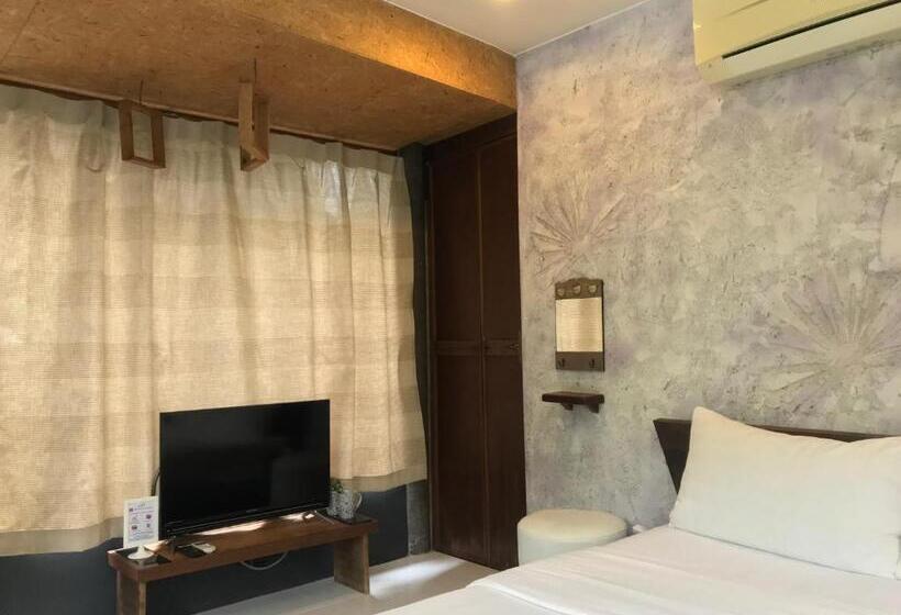 디럭스 방갈로, Cafe @luv22