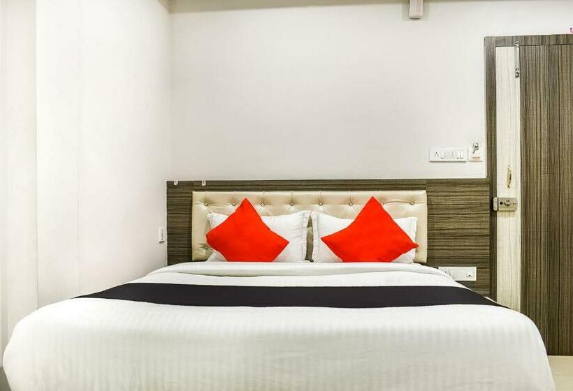 디럭스 트리플 룸, Capital O Jai Adisson