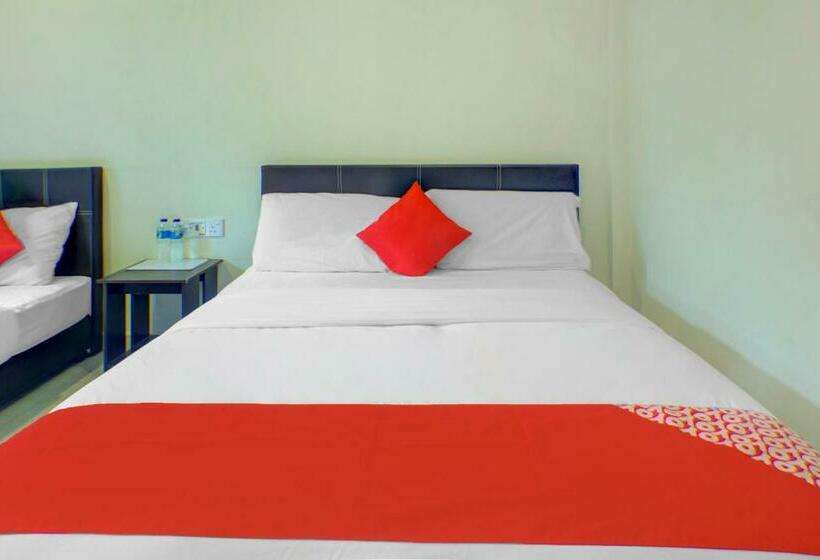 جناح سوبيريور, Oyo 89896 Sedili Inn Resort