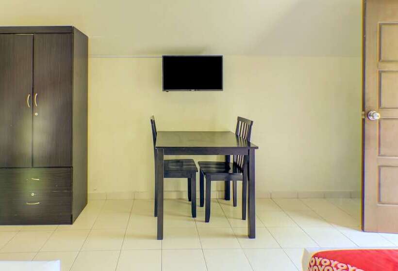 جناح سوبيريور, Oyo 89896 Sedili Inn Resort