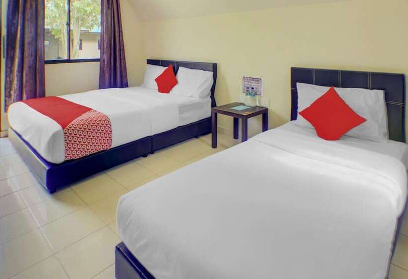 جناح سوبيريور, Oyo 89896 Sedili Inn Resort