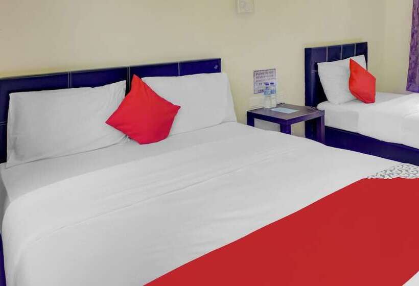 جناح سوبيريور, Oyo 89896 Sedili Inn Resort