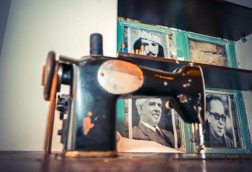 اتاق استاندارد با چشم‌انداز کوهستان, Flora S Guesthouse  The Fir Gate