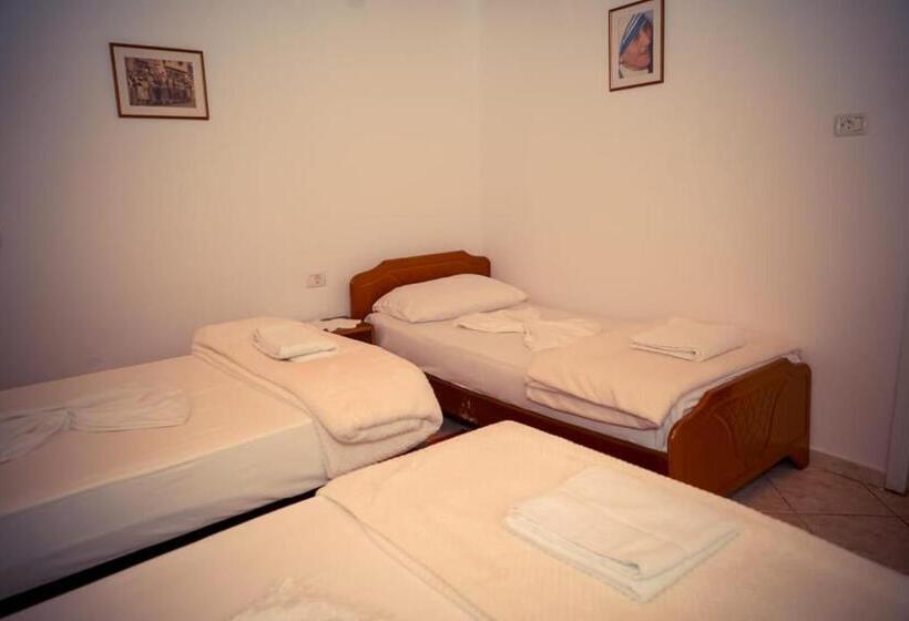 اتاق لوکس, Flora S Guesthouse  The Fir Gate