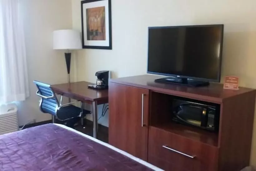 ２ダブルベッドのスタンダードルーム, Days Inn By Wyndham Indiana Pa Near Iup