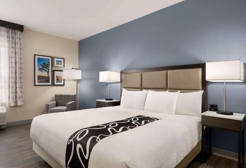 장애인을 위한 킹사이즈 침대 스탠다드 룸, Laquinta Inn & Suites By Wyndham San Bernardino