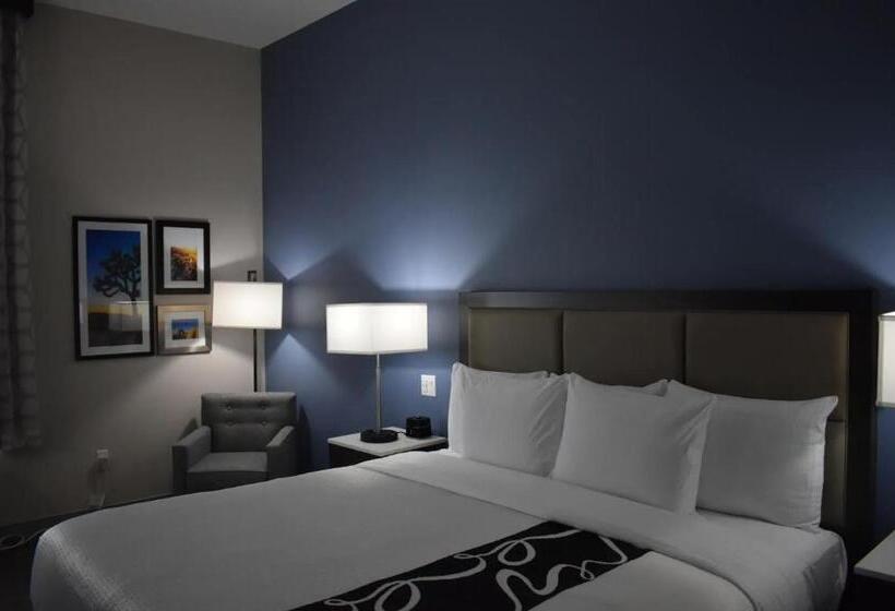 장애인을 위한 킹사이즈 침대 스탠다드 룸, Laquinta Inn & Suites By Wyndham San Bernardino