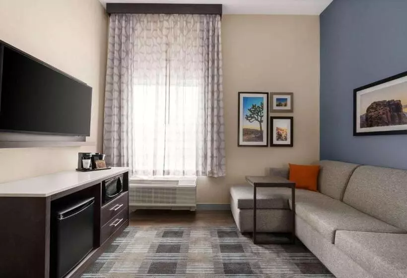 سوئیت برای معلولان, Laquinta Inn & Suites By Wyndham San Bernardino