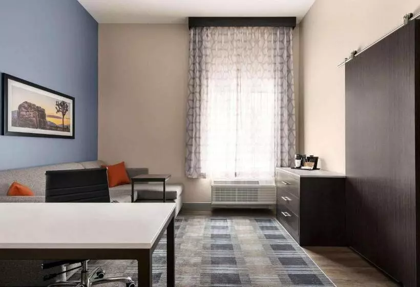 سوئیت برای معلولان, Laquinta Inn & Suites By Wyndham San Bernardino