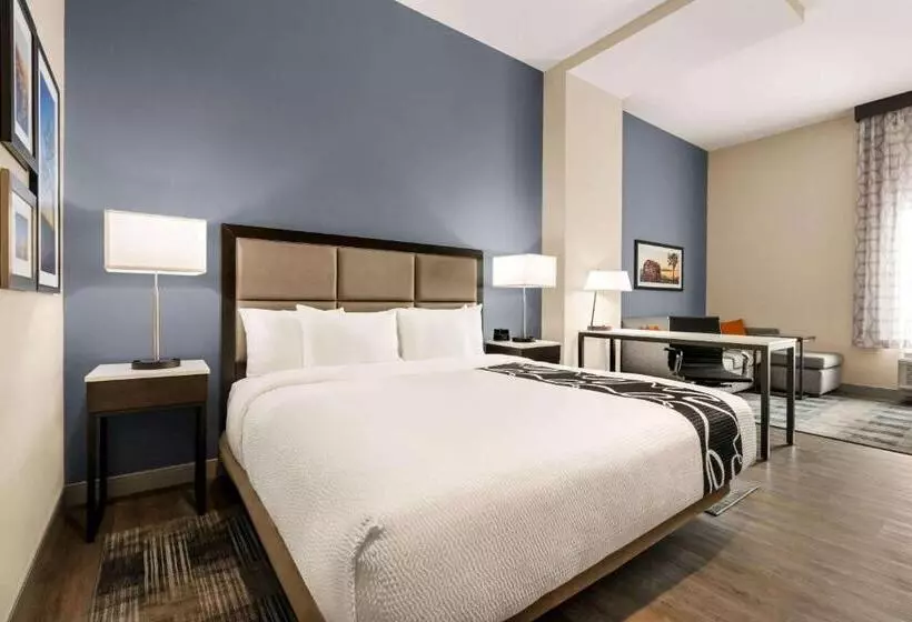 سوئیت برای معلولان, Laquinta Inn & Suites By Wyndham San Bernardino