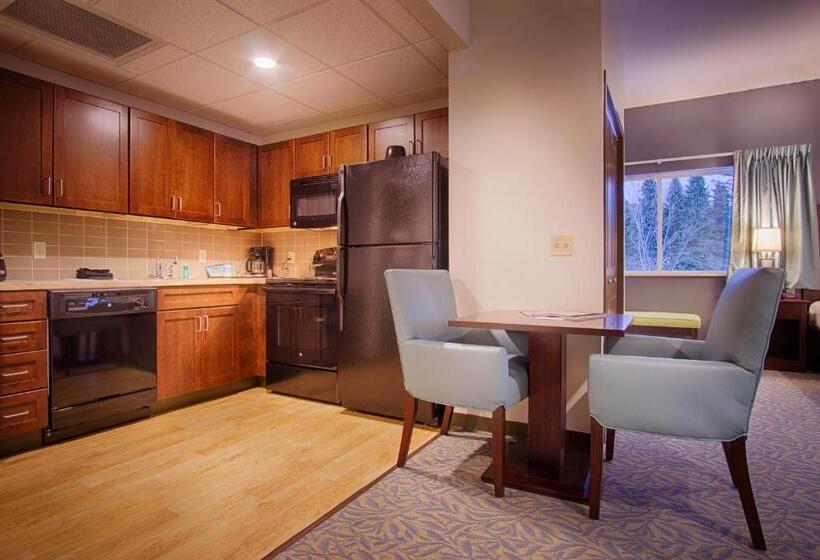 سوییت لوکس, Sun & Ski Inn And Suites