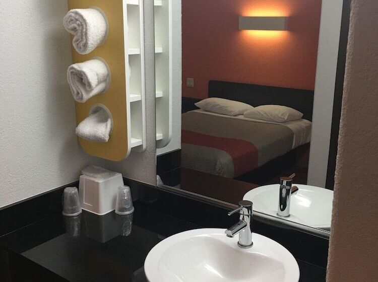 Номер Стандарт 2 Двуспальные Кровати, Motel 6apache Junction, Az