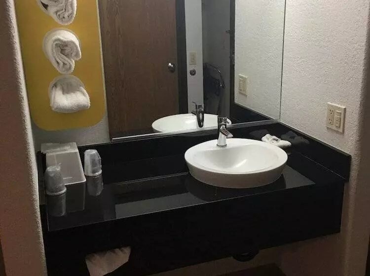 ２ダブルベッドのスタンダードルーム, Motel 6apache Junction, Az