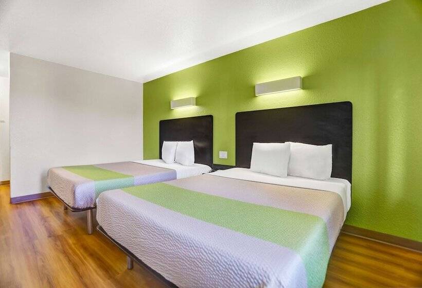 غرفه قياسيه سريرين مزدوجين, Motel 6silver City, Nm