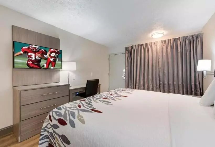 身障者適用キングサイズベッドルーム, Red Roof Inn Dayton  Moraine/u Of Dayton