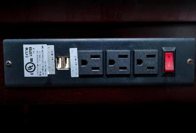 Номер Стандарт 2 Двуспальные Кровати, Red Roof Inn Jacksonville Cruise Port