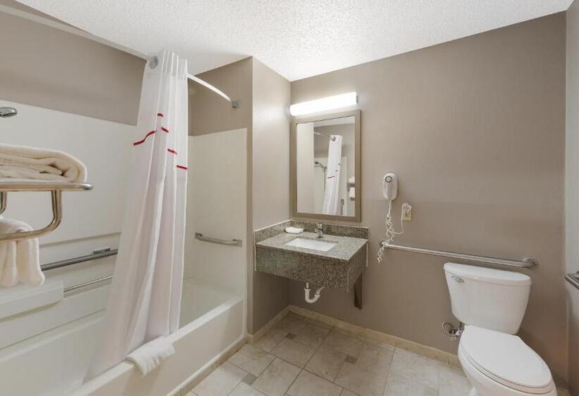 适用于残疾人士的豪华房间, Red Roof Inn Mansfield