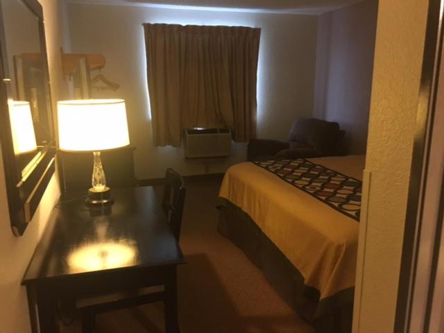 스탠다드 룸 킹사이즈 침대, Super 8 By Wyndham New Castle