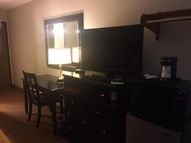 스탠다드 룸 킹사이즈 침대, Super 8 By Wyndham New Castle