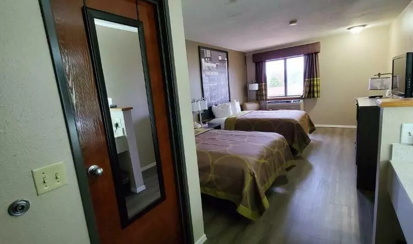 デラックスルーム, Super 8 By Wyndham Paris