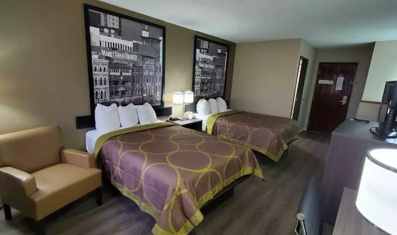 デラックスルーム, Super 8 By Wyndham Paris