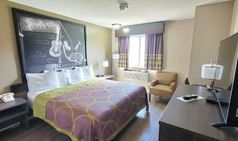 带大床的标准间, Super 8 By Wyndham Paris