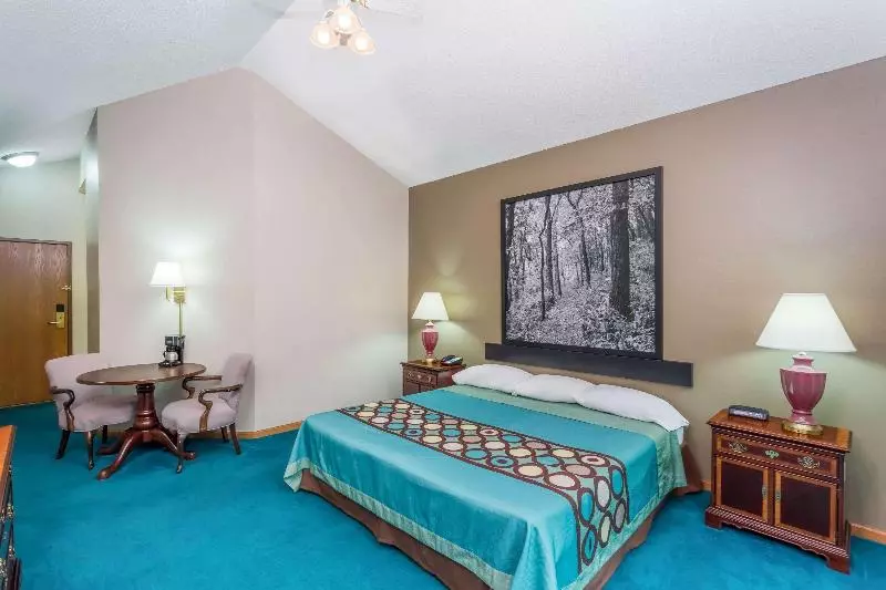 Sviitti King-vuode, Super 8 By Wyndham Platteville