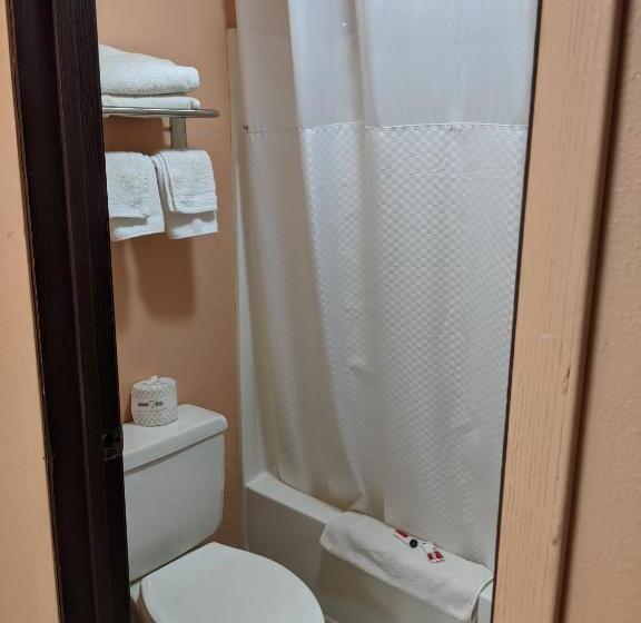 غرفة ديلوكس, Super 8 By Wyndham Shelbyville