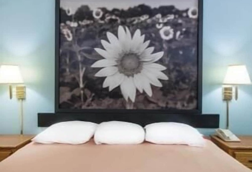 Люкс, Super 8 By Wyndham Thurmont