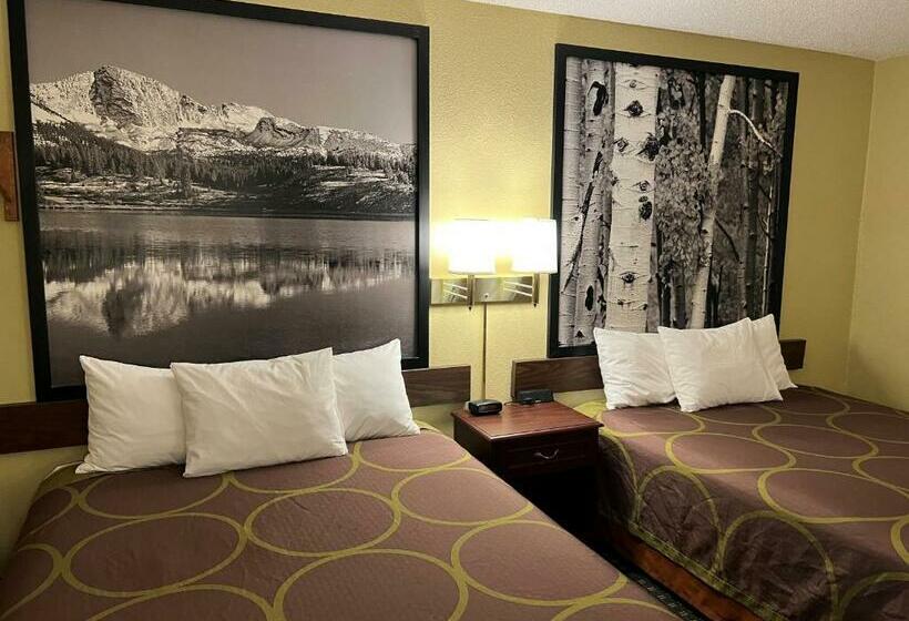 标准间, Super 8 By Wyndham Trinidad