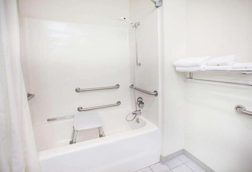 Standard Værelse Tilpasset til Handicappede, Super 8 By Wyndham West Branch